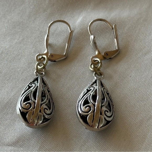 Sterling Silver Filigree Puffy Teardrop Earrings - Picture 6 of 10